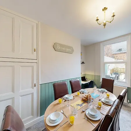 44 Norwood - Ukc6913