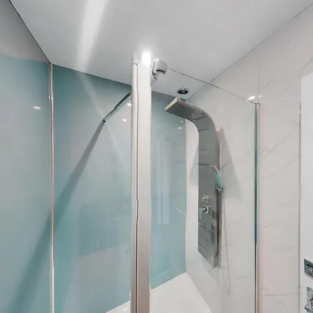 44 Norwood - Ukc6913